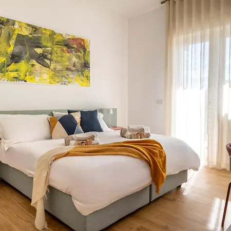 New Elegant 2 Bedroom Apt. Near Parco 2 Giugno Bari