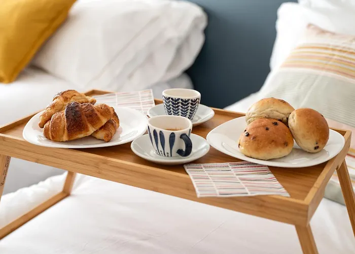 New Elegant 2 Bedroom Apt. Near Parco 2 Giugno Bari