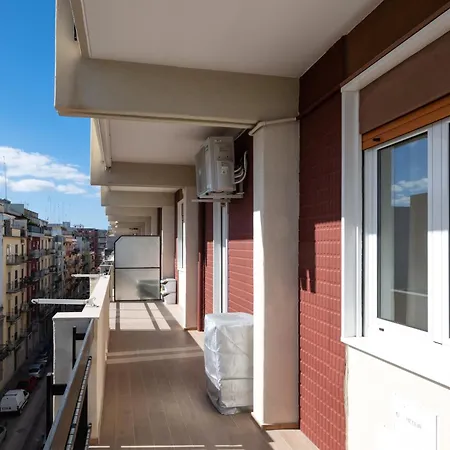 New Elegant 2 Bedroom Apt. Near Parco 2 Giugno * Bari